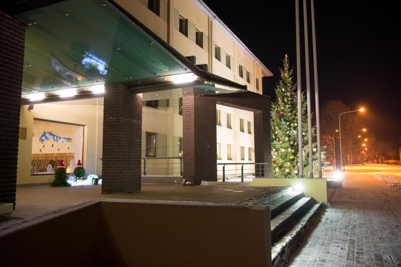 Hotel Tigra Priekuļi Εξωτερικό φωτογραφία