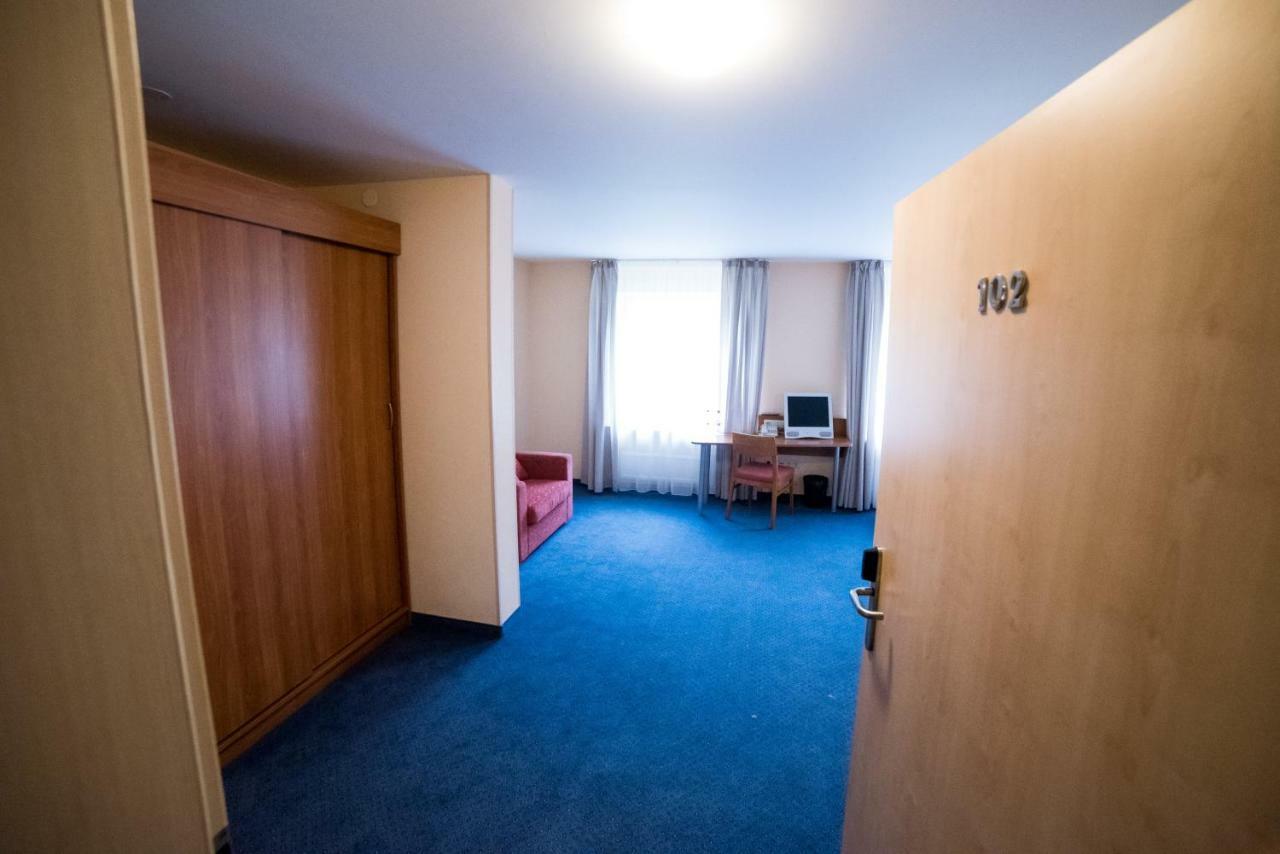 Hotel Tigra Priekuļi Εξωτερικό φωτογραφία