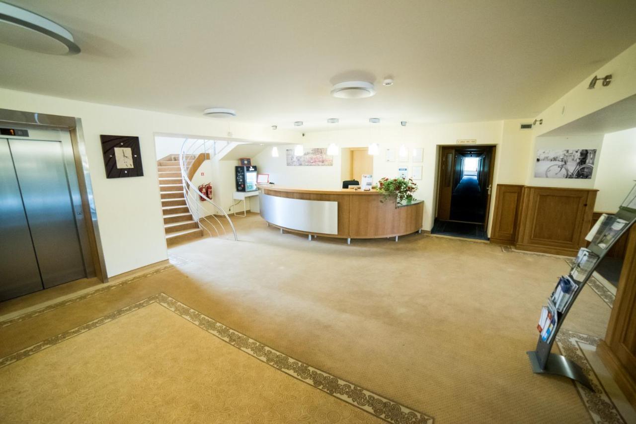 Hotel Tigra Priekuļi Εξωτερικό φωτογραφία
